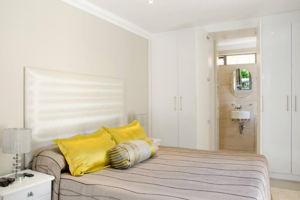 Appartamento Echo Friendly Sunny Contemporary Garden Flat Città del Capo Esterno foto